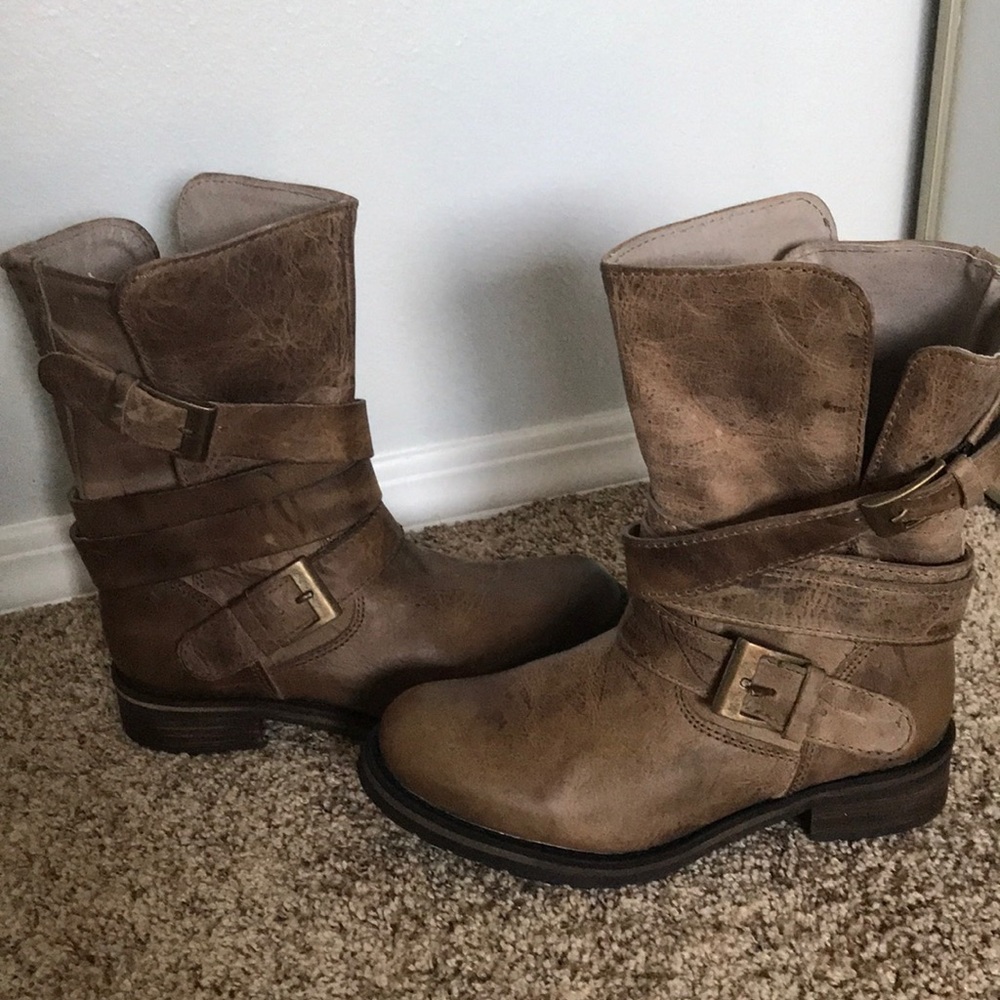 Brand new Steve Madden boots